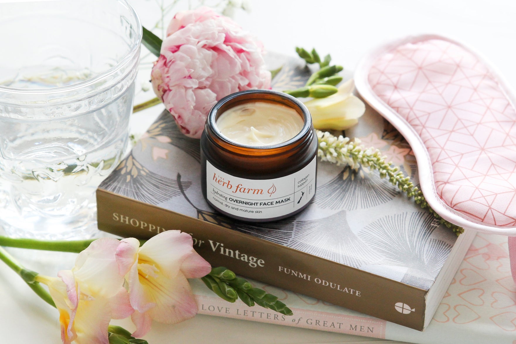 How Your Skin Repairs While You Sleep